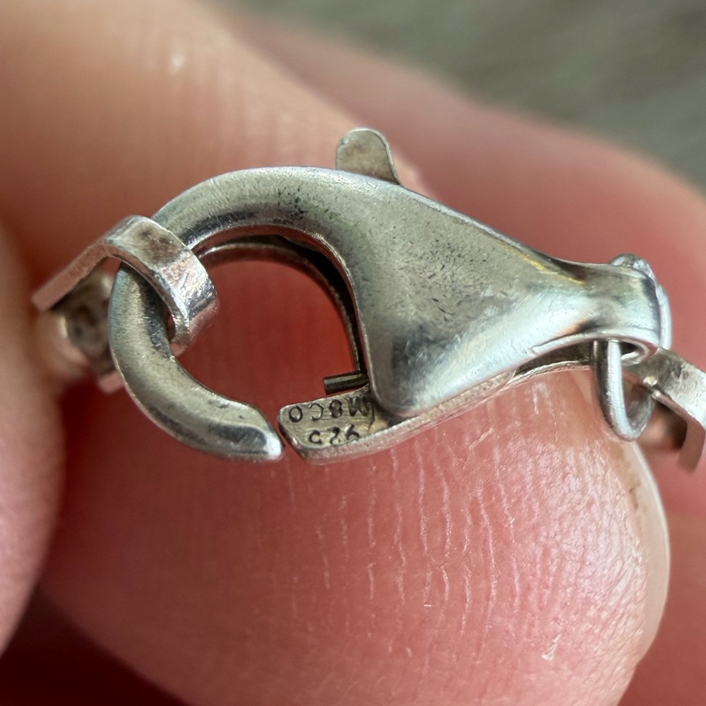 Atlas 3-Ring Pendant on M&Co Beaded Necklace Sterling Silver 925 - Picture 16 of 17